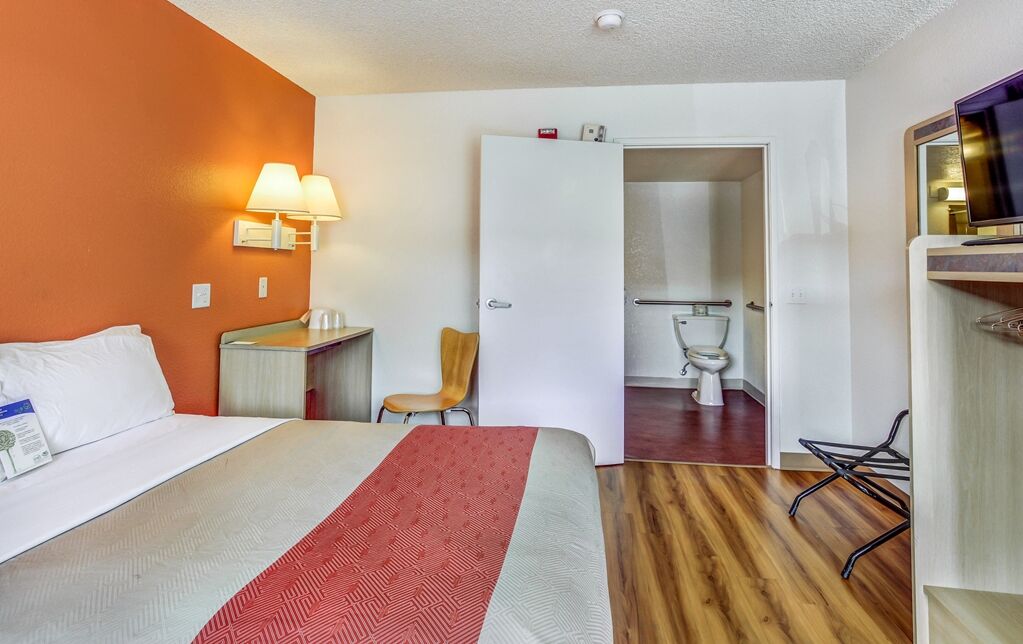 Motel 6-Medford, Or - North Room photo